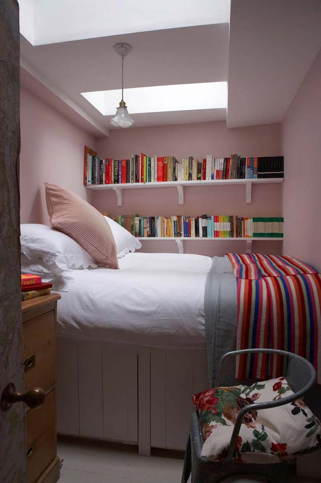 31 Small Space Ideas To Maximize Your Tiny Bedroom HomeDesignInspired