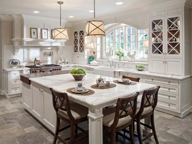 kitchen dining room with islands